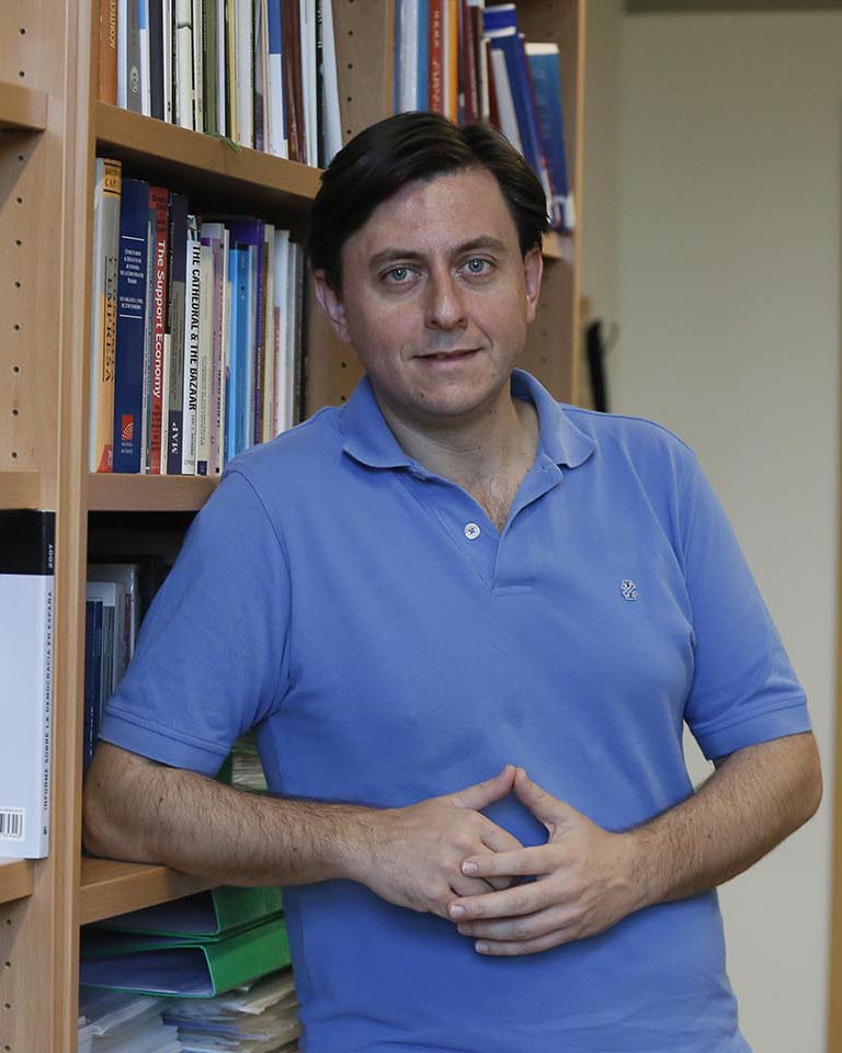 Juan Ignacio Criado (Ayuda C. Sociales) 02 copia
