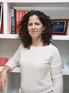 Vanesa-Hidalgo-Beca-Leonardo-Economía-y-Ciencias-Sociales-2019