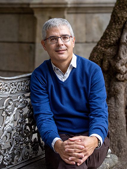 IgnacioLagoPeñaBeca-Leonardo-Economia-2020-427×576