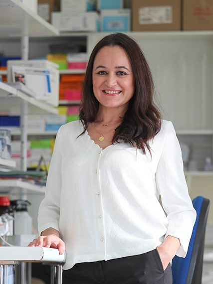 Maria-Dolores Sanchez Niño- Beca-Leonardo-2020-Biomedicina-427×576