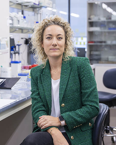 Mónica Giménez Marqués. Institute of Molecular Science (ICMol) UV. Beca Leonardo a Investigadores y Creadores Culturales de la Fundación BBVA en su categoría de Ciencias Básicas.