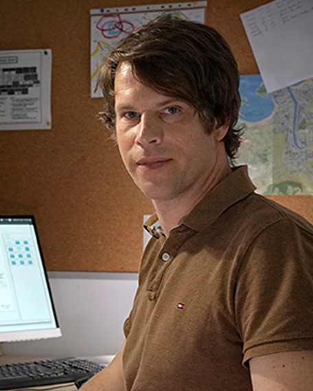 Tobias Grass, investigador científico en el Donostia International Physics Center. Beneficiario Becas Leonardo a Investigadores en Física 2023.