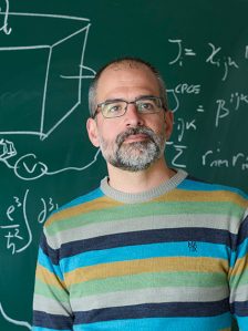 Fernando de Juan Sanz, Beca Leonardo 2024 en Ciencias Básicas