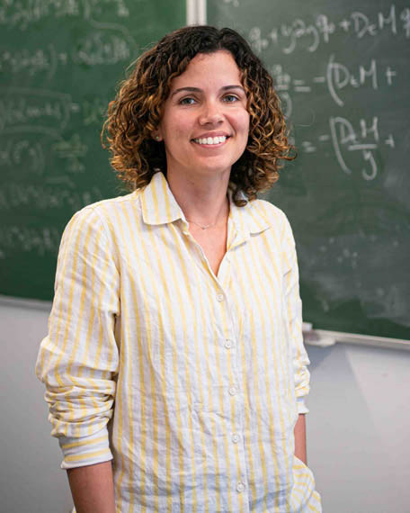 Gissell Estrada_Becas Leonardo 2025_Matematicas